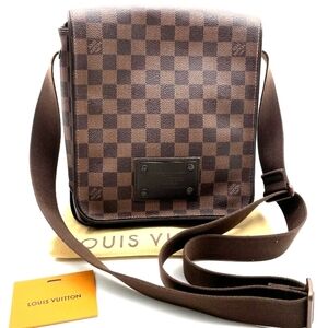 (#9) SALE! Auth Louis Vuitton Damier Ebene Brooklyn PM Crossbody Bag W/DB